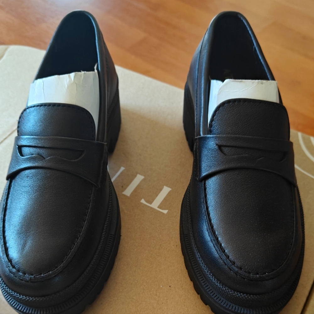 Portland leather company Zoe chunky leather loafers size 5.5